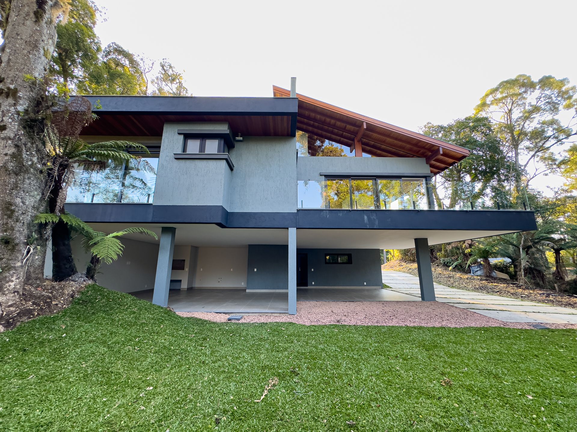 Casa 3 quartos sendo 3 suítes para venda no bairro Carniel em Gramado