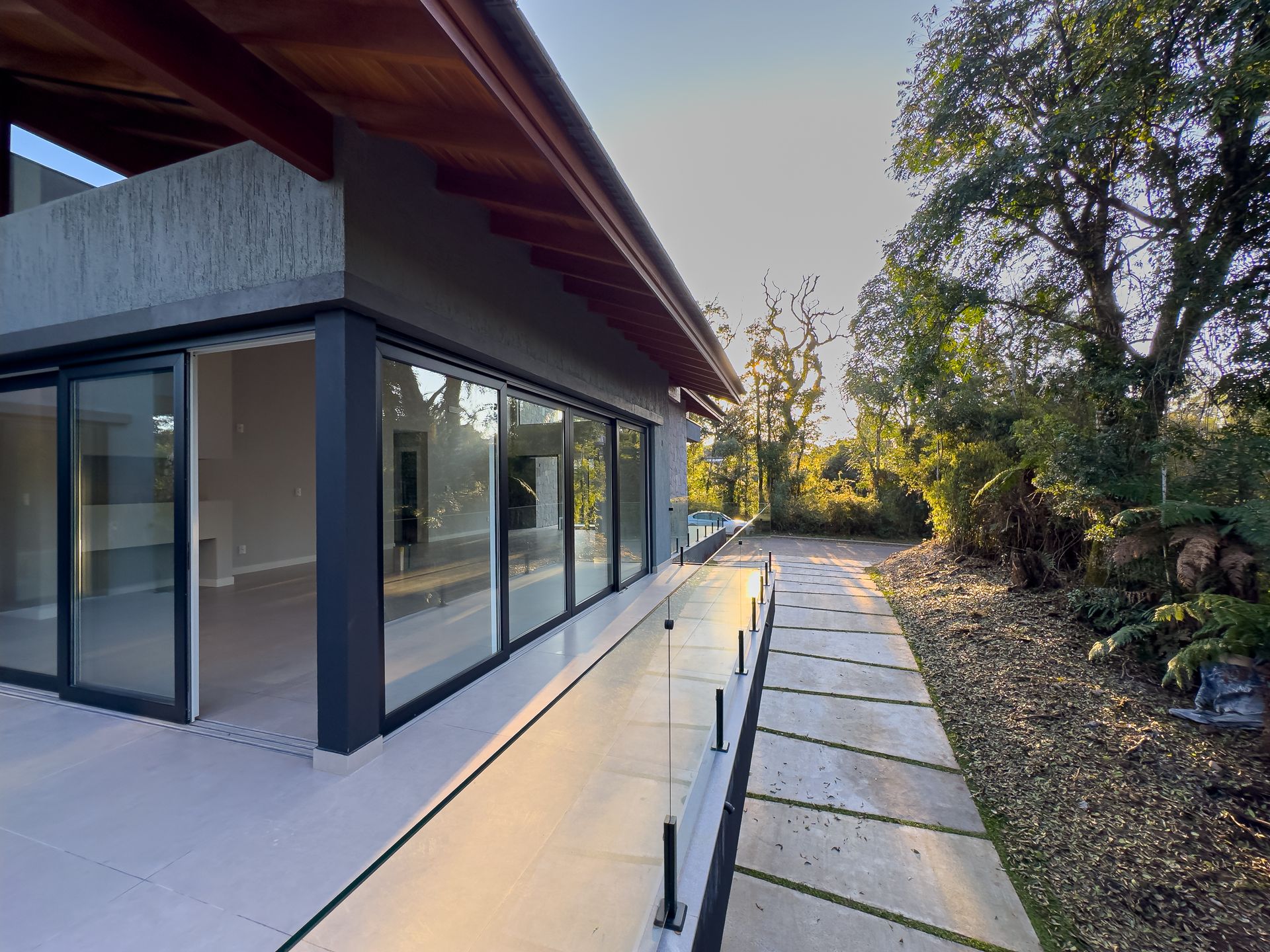 Casa 3 quartos sendo 3 suítes para venda no bairro Carniel em Gramado