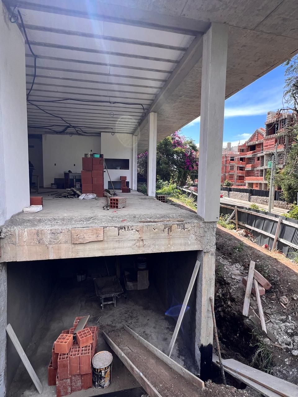 Casa 3 quartos sendo 3 suítes para venda no bairro SANTA TEREZINHA em Canela