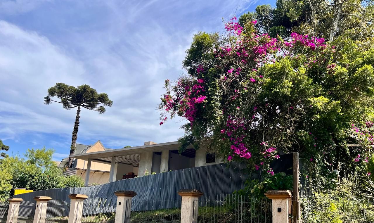 Casa 3 quartos sendo 3 suítes para venda no bairro SANTA TEREZINHA em Canela