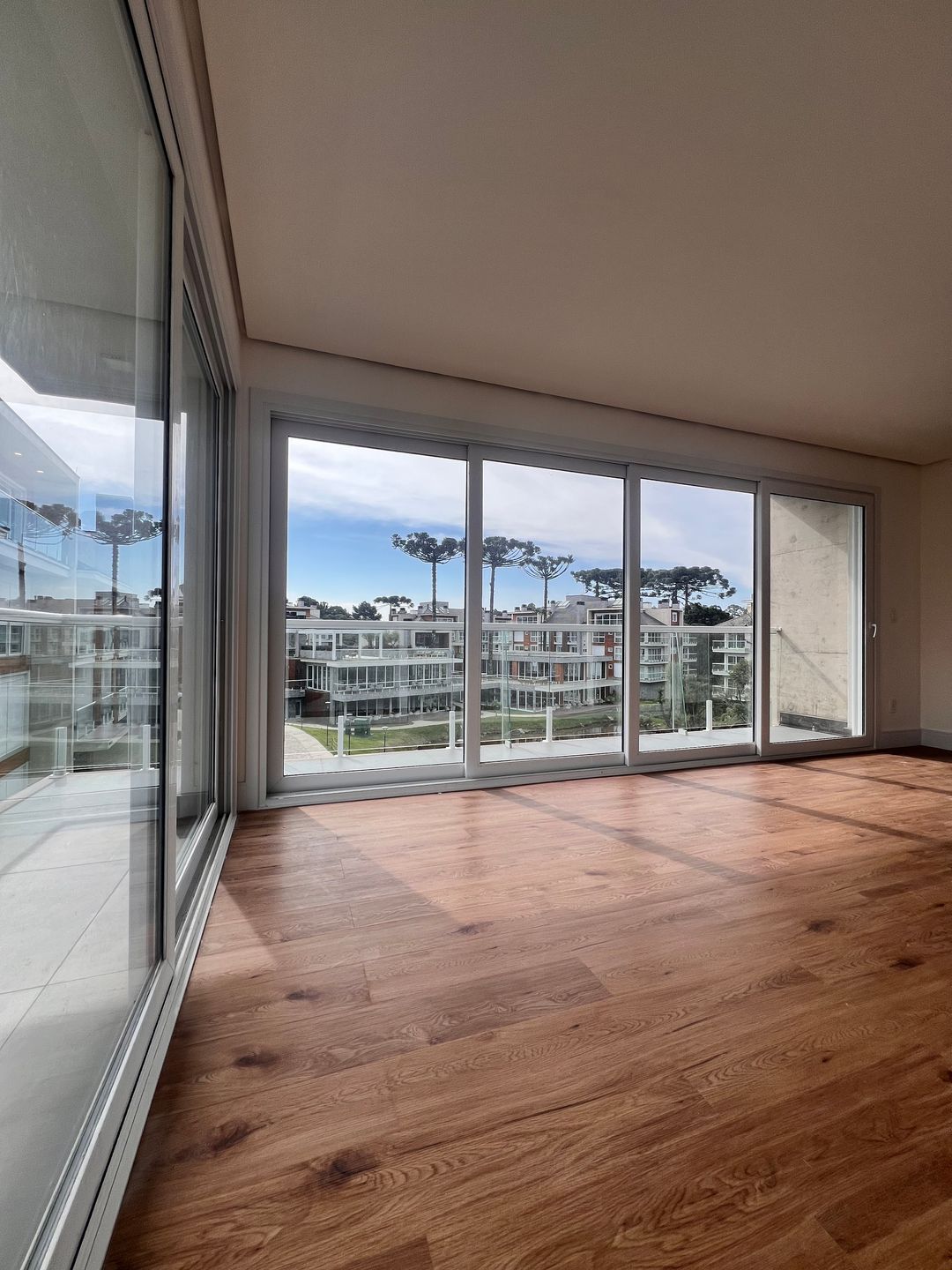 Apartamento para venda no bairro Carniel em Gramado