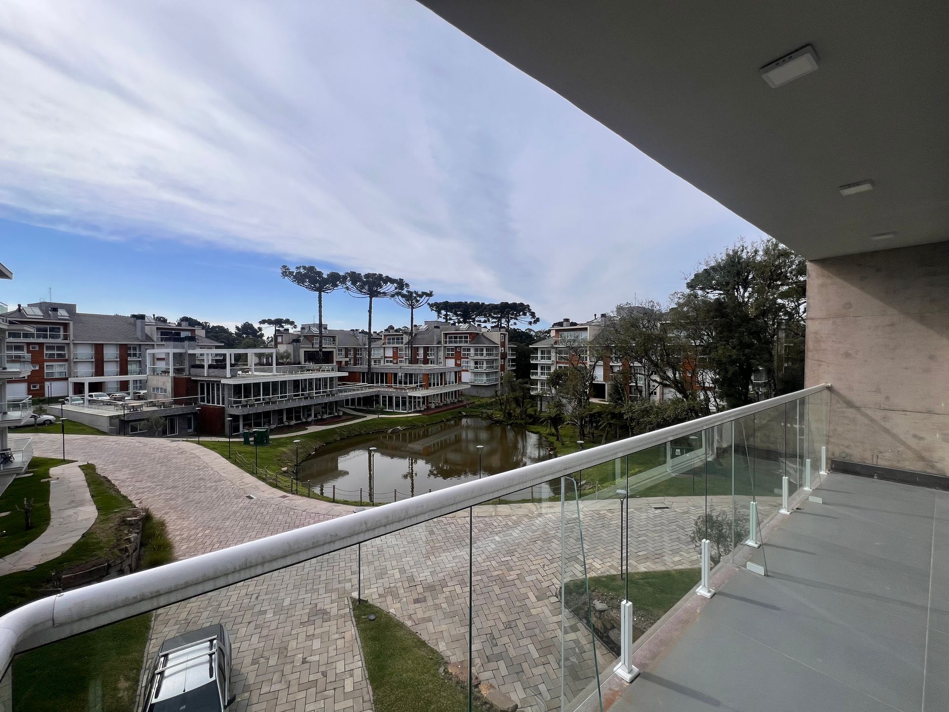 Apartamento para venda no bairro Carniel em Gramado