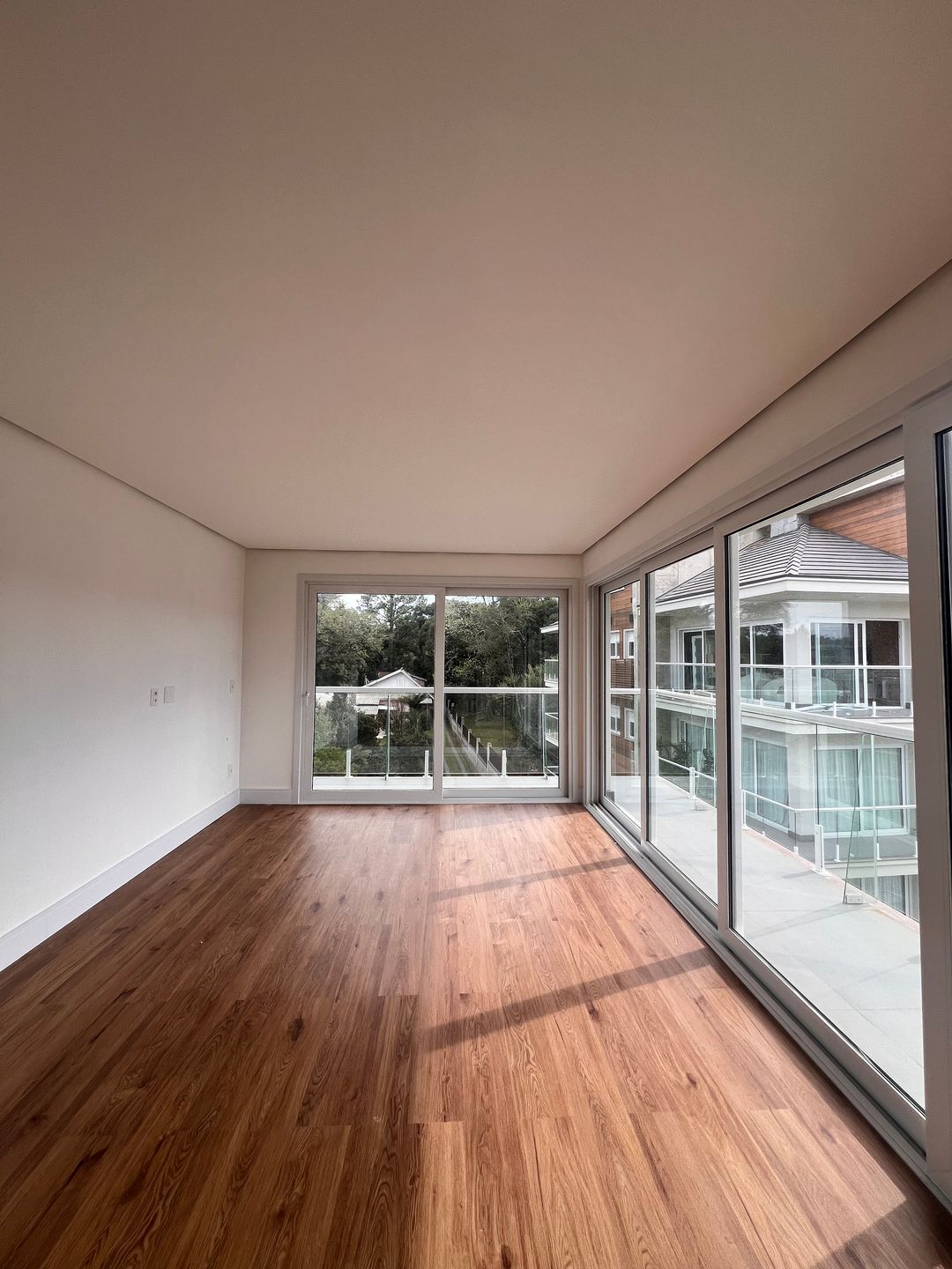 Apartamento para venda no bairro Carniel em Gramado