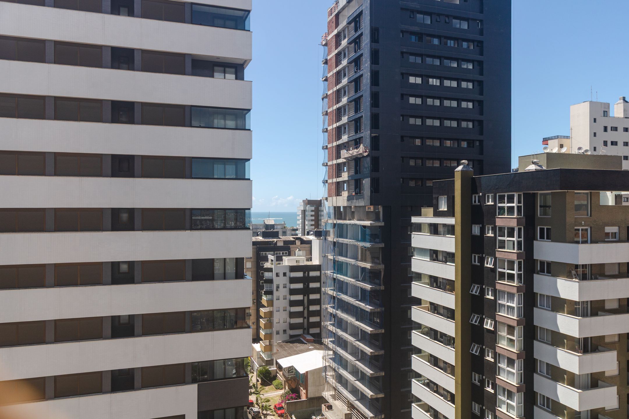 Apartamento 3 quartos sendo 1 suíte para venda no bairro Centro em Torres