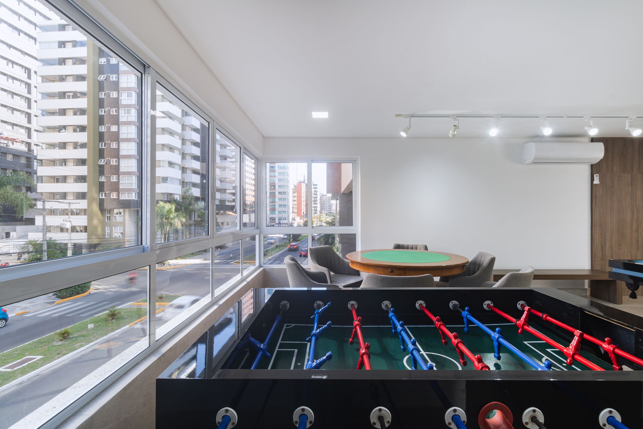 Apartamento 3 quartos sendo 1 suíte para venda no bairro Centro em Torres