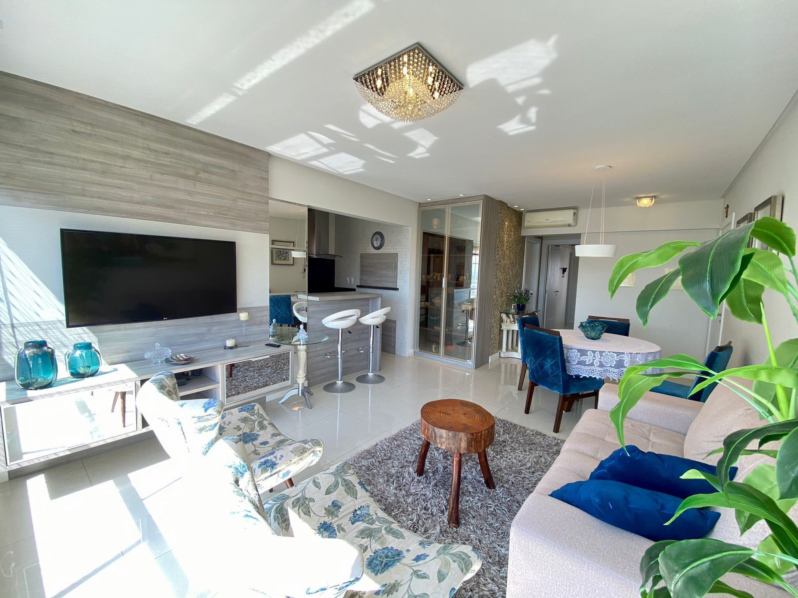 Apartamento 2 quartos sendo 2 suítes para venda no bairro Zona Nova em Capão da Canoa