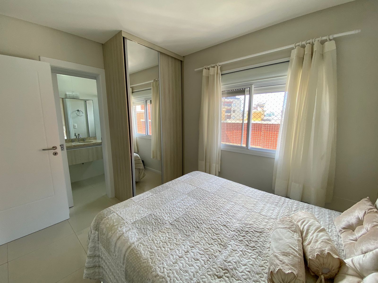 Apartamento 2 quartos sendo 2 suítes para venda no bairro Zona Nova em Capão da Canoa