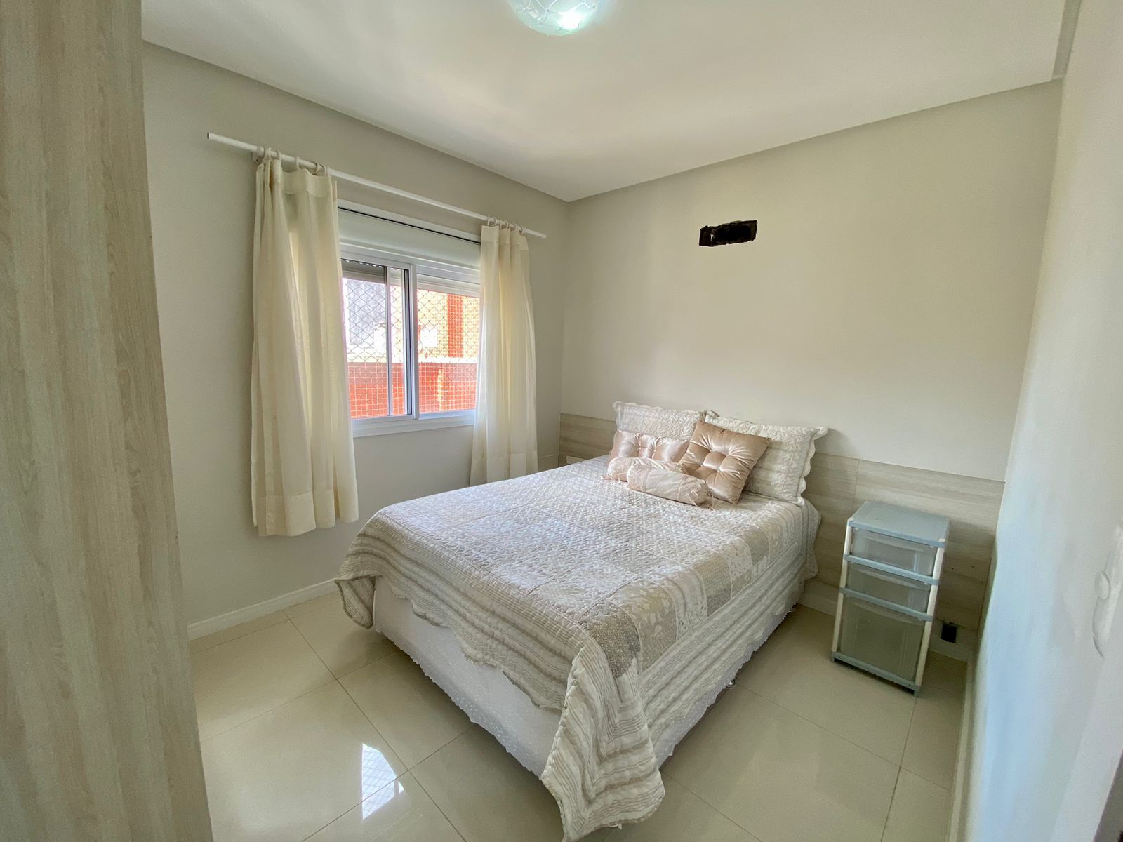 Apartamento 2 quartos sendo 2 suítes para venda no bairro Zona Nova em Capão da Canoa