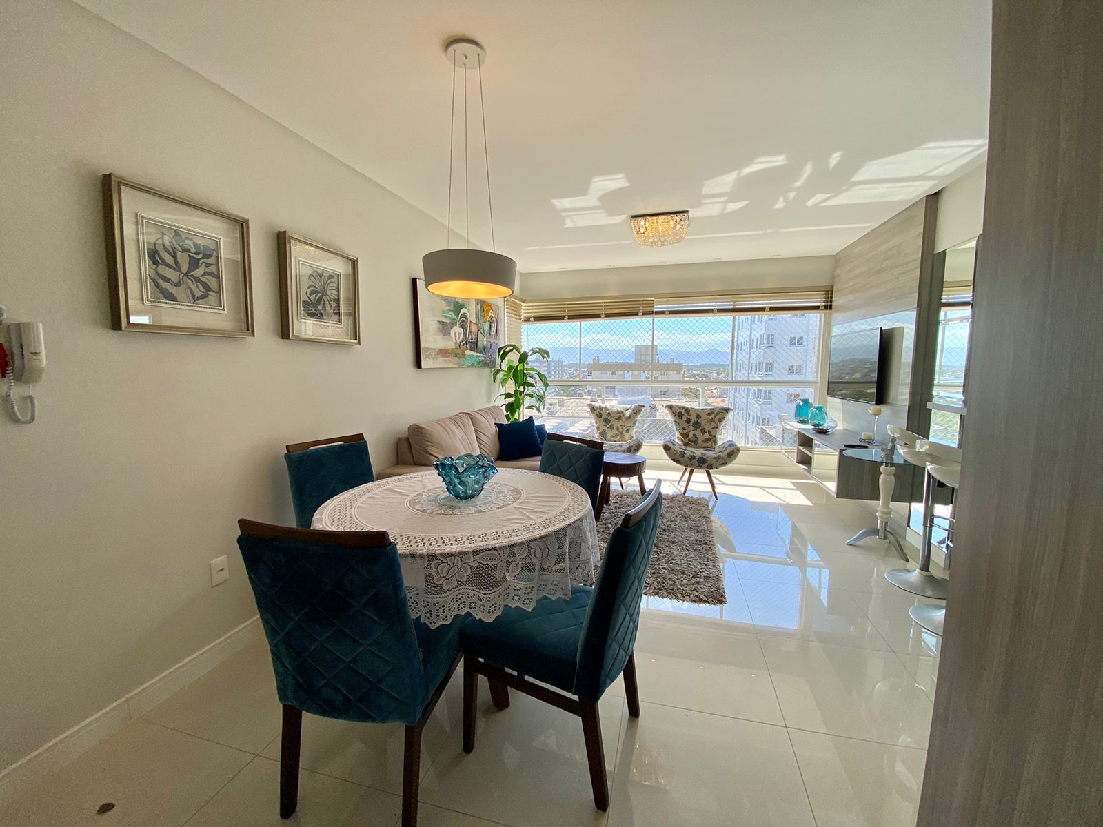 Apartamento 2 quartos sendo 2 suítes para venda no bairro Zona Nova em Capão da Canoa