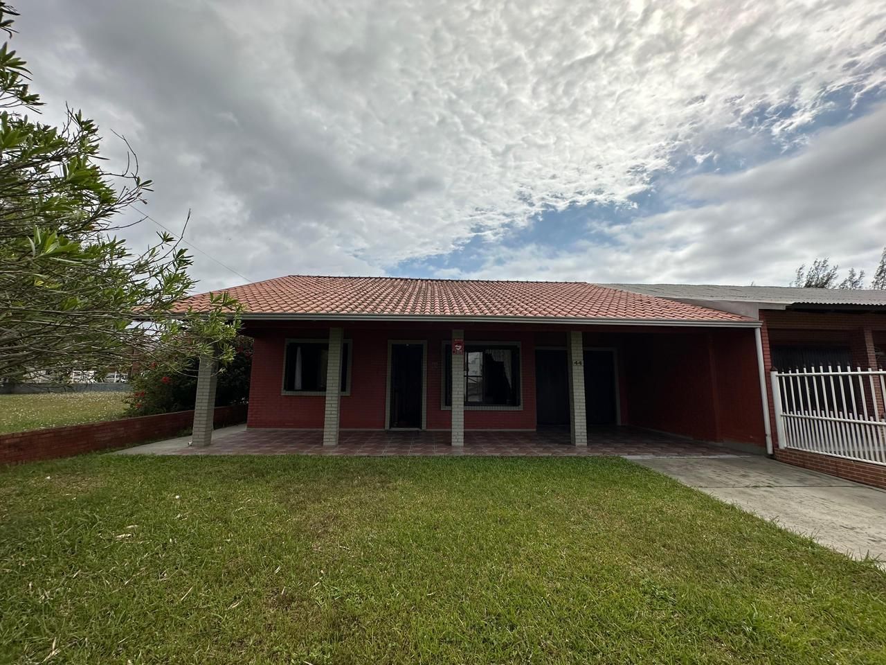 Casa para venda no bairro Areias Brancas em Arroio do Sal