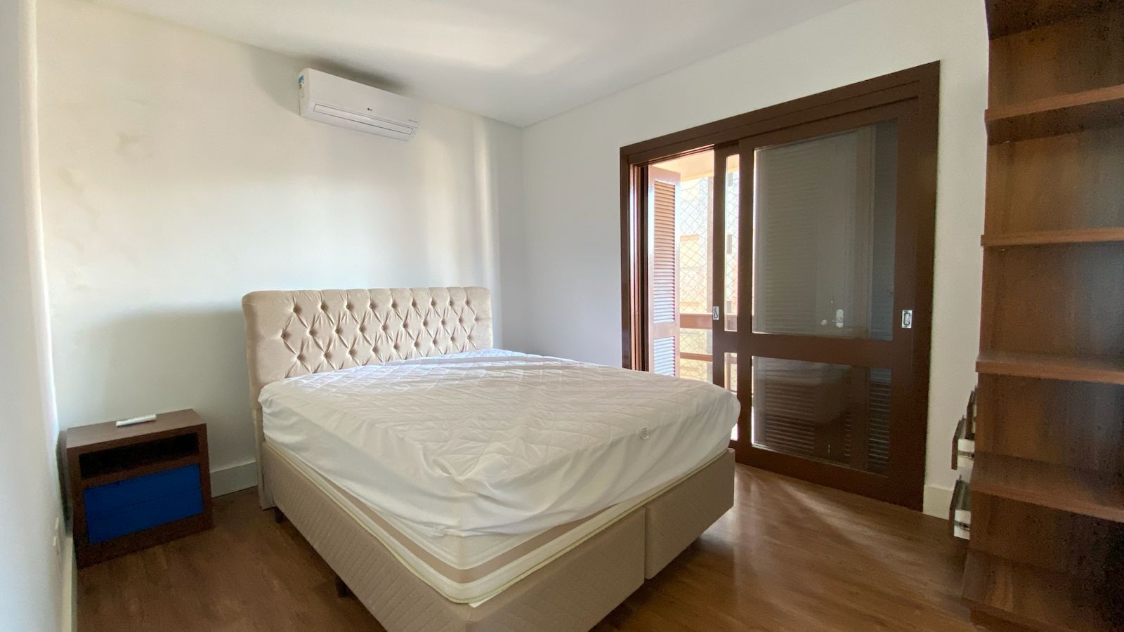 Apartamento 4 quartos sendo 3 suítes para venda no bairro Centro em Torres