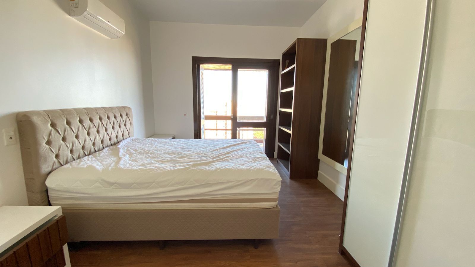 Apartamento 4 quartos sendo 3 suítes para venda no bairro Centro em Torres