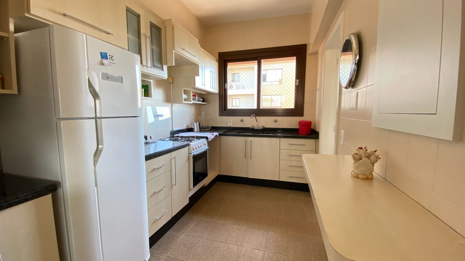 Apartamento 4 quartos sendo 3 suítes para venda no bairro Centro em Torres