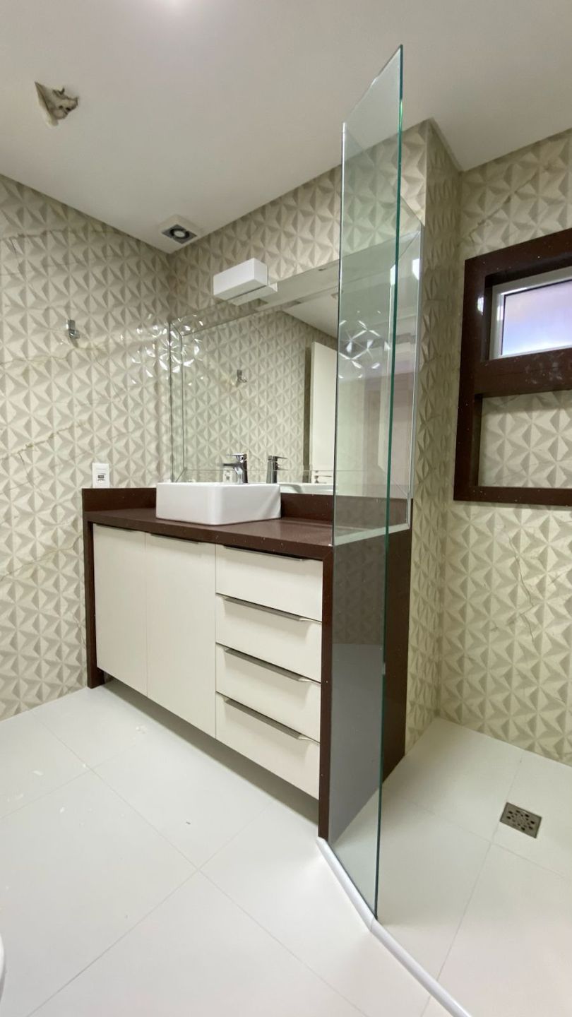 Apartamento 4 quartos sendo 3 suítes para venda no bairro Centro em Torres