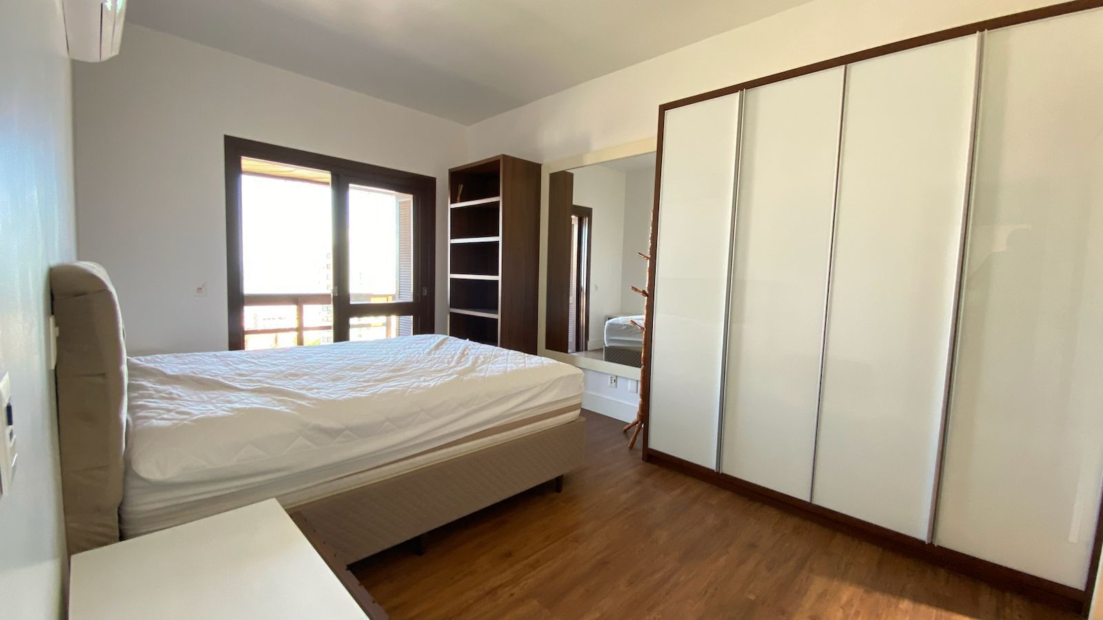 Apartamento 4 quartos sendo 3 suítes para venda no bairro Centro em Torres