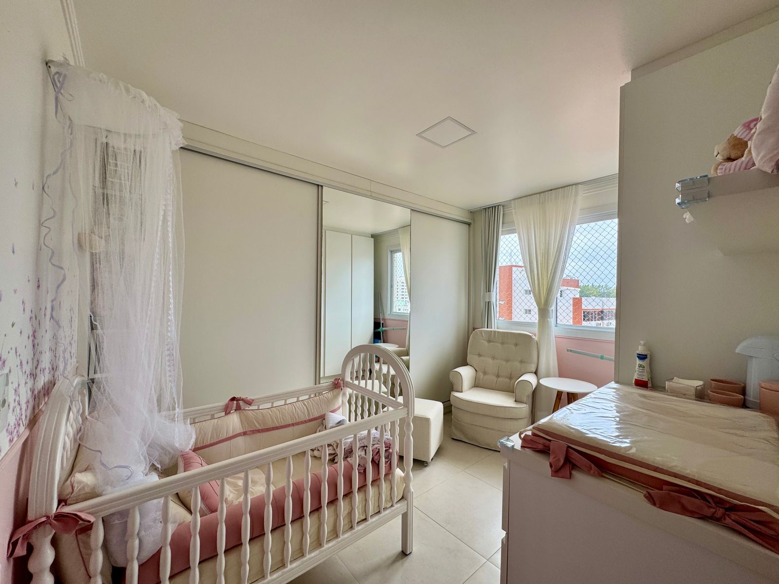 Apartamento 2 quartos sendo 1 suíte para venda no bairro Centro em Torres