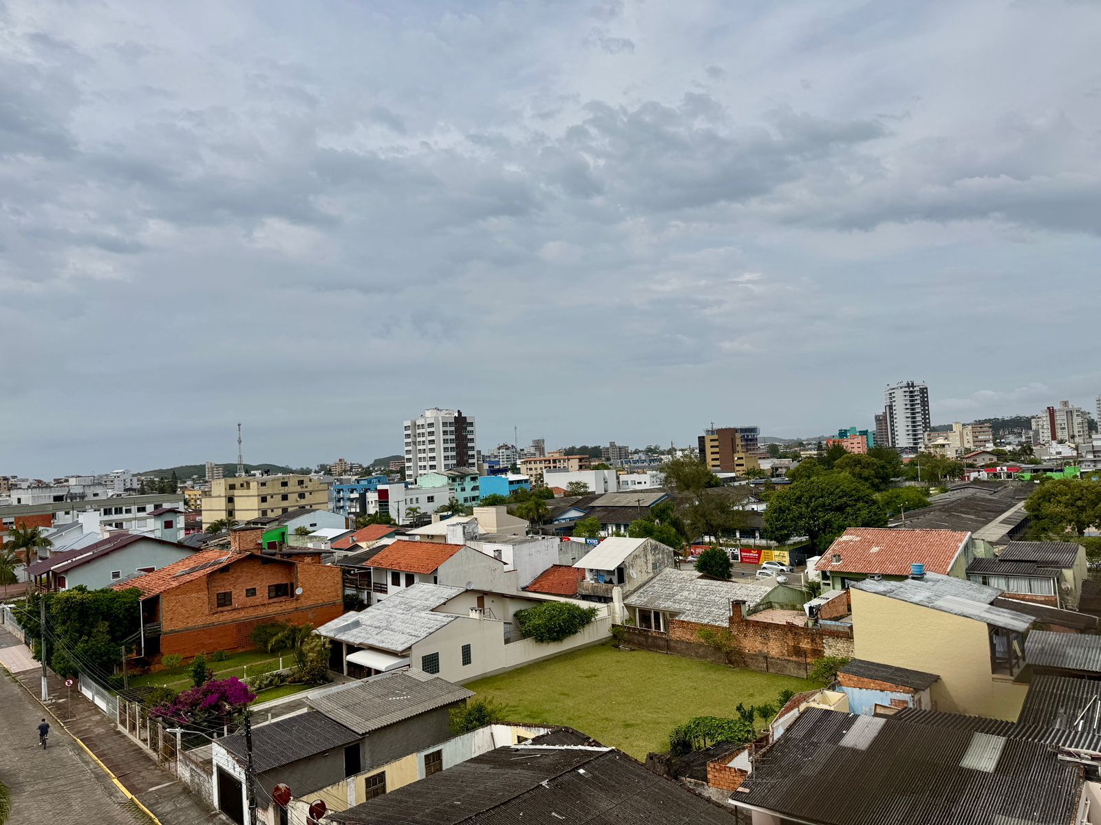 Apartamento 2 quartos sendo 1 suíte para venda no bairro Centro em Torres