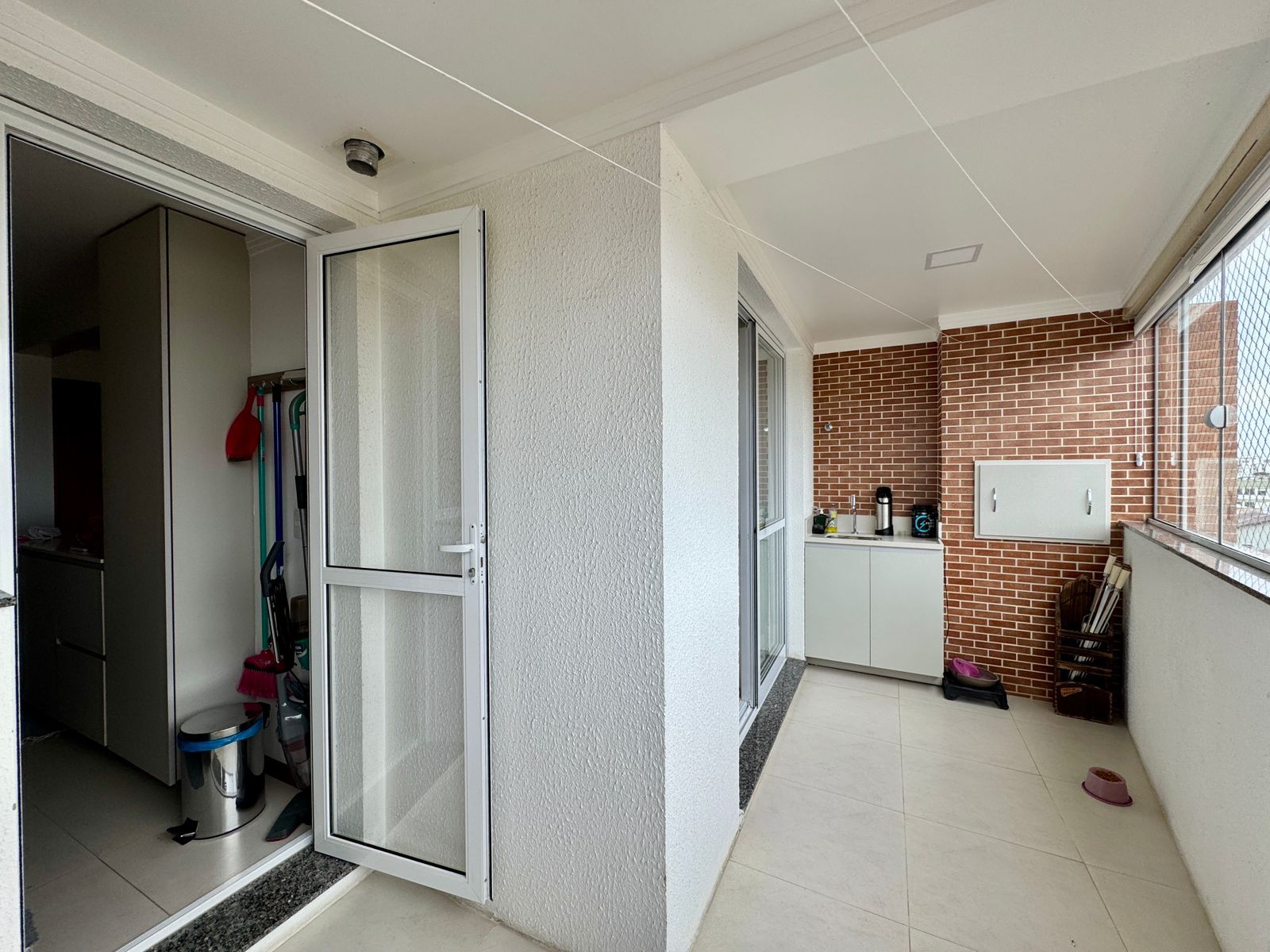 Apartamento 2 quartos sendo 1 suíte para venda no bairro Centro em Torres