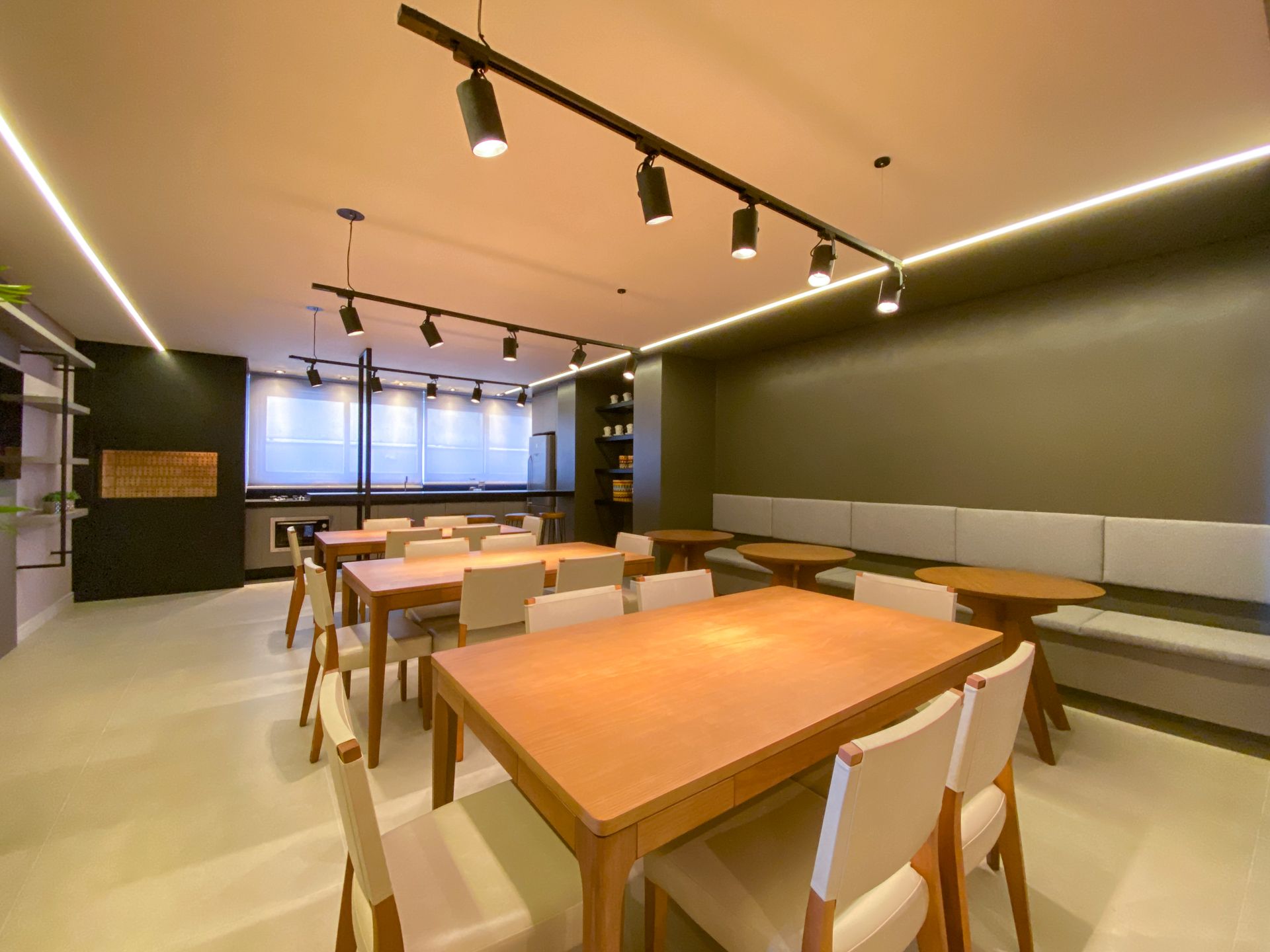 Apartamento 2 quartos sendo 1 suíte para venda no bairro Centro em Torres