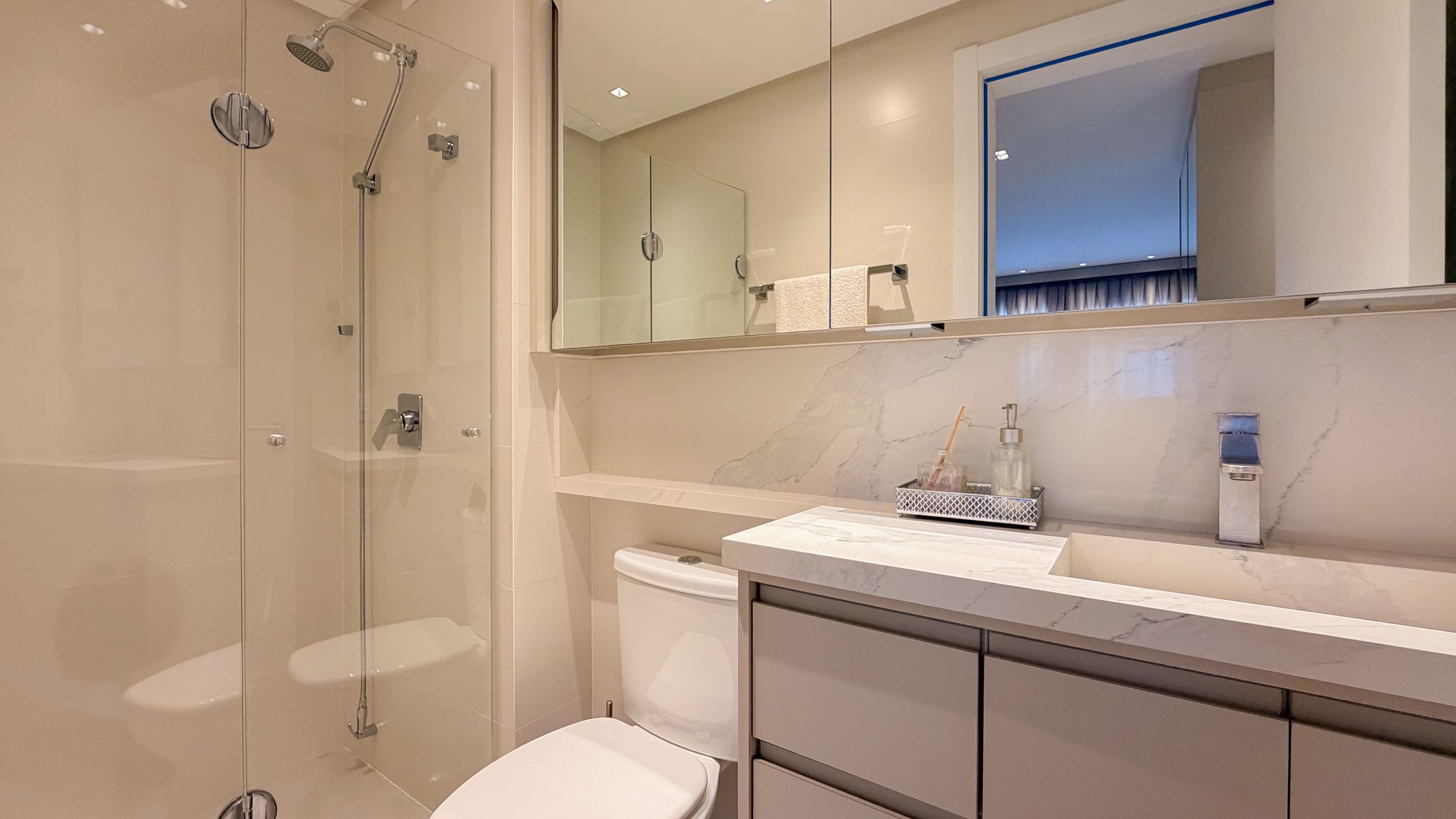 Apartamento 2 quartos sendo 1 suíte para venda no bairro Centro em Torres