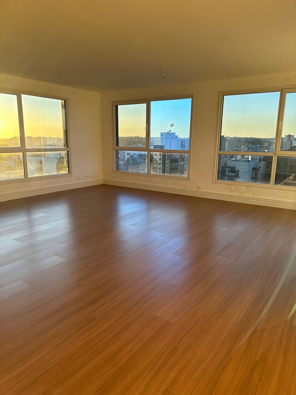 Sala Comercial para venda no bairro Centro em Caxias do Sul