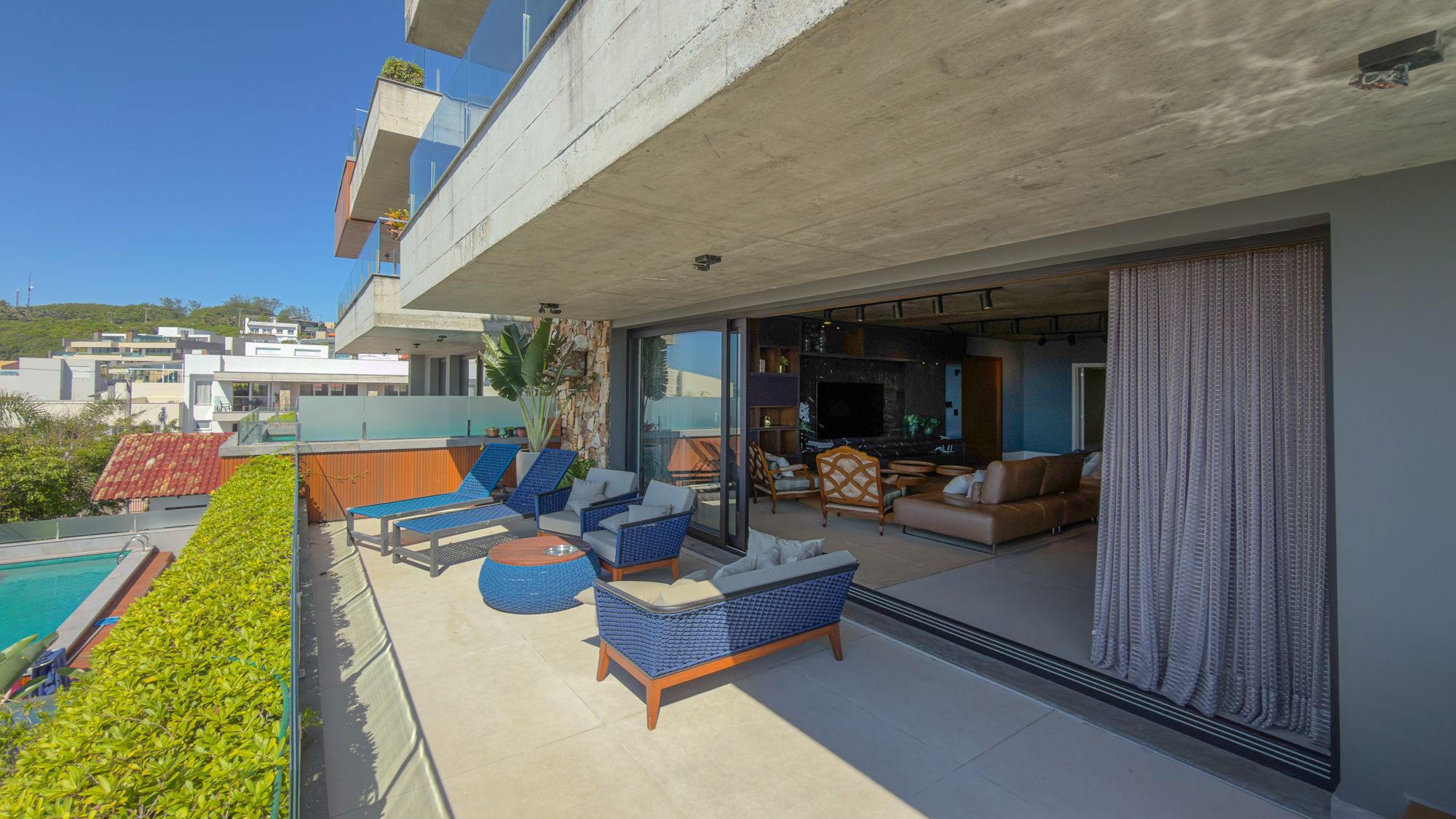 Apartamento 4 quartos sendo 4 suítes para venda no bairro Prainha em Torres