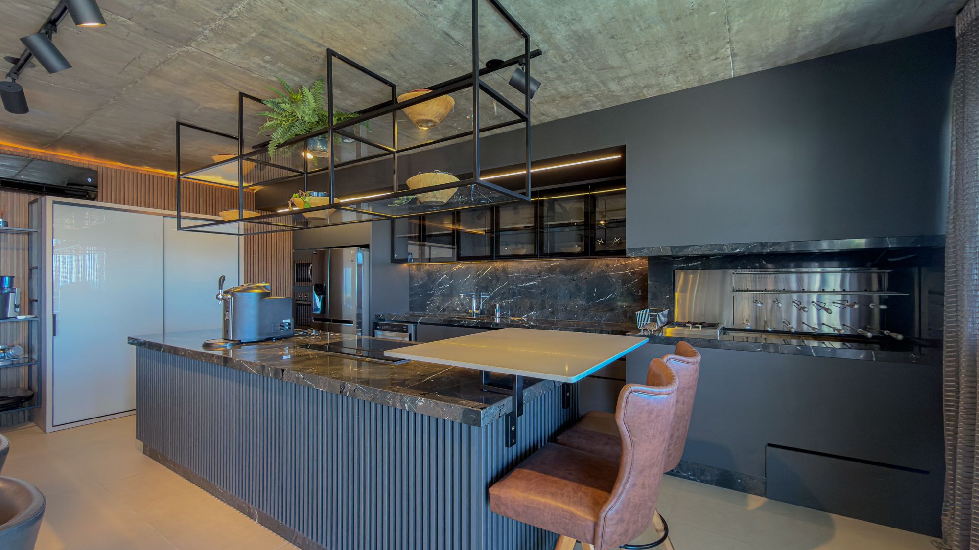 Apartamento 4 quartos sendo 4 suítes para venda no bairro Prainha em Torres