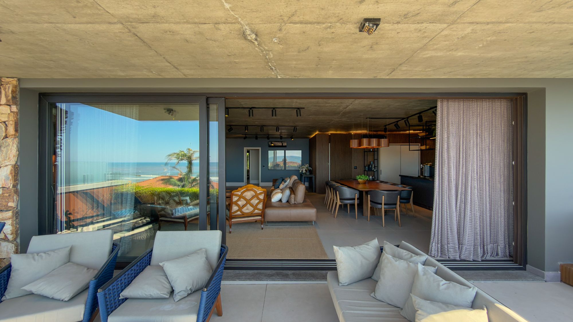 Apartamento 4 quartos sendo 4 suítes para venda no bairro Prainha em Torres