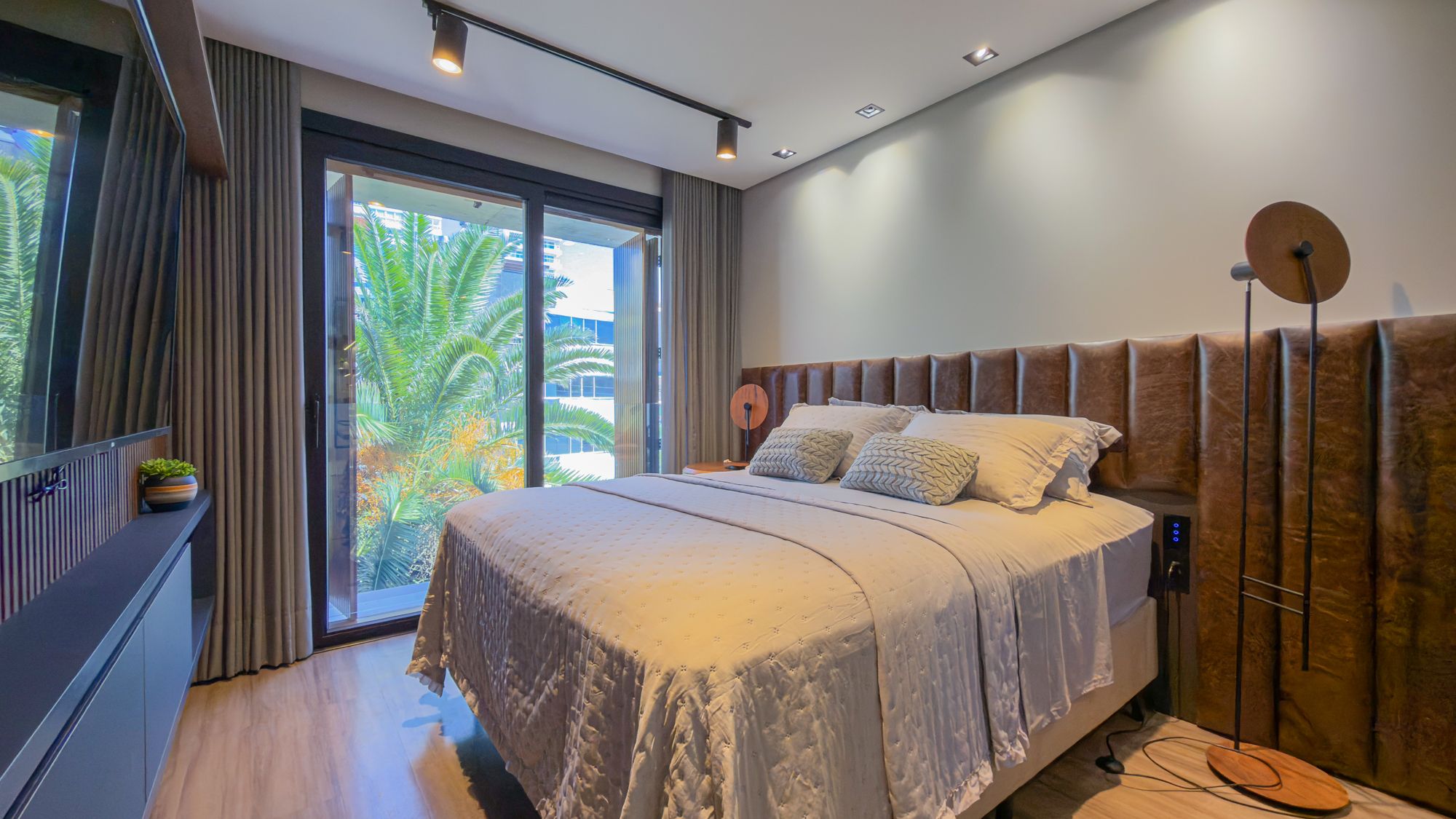 Apartamento 4 quartos sendo 4 suítes para venda no bairro Prainha em Torres