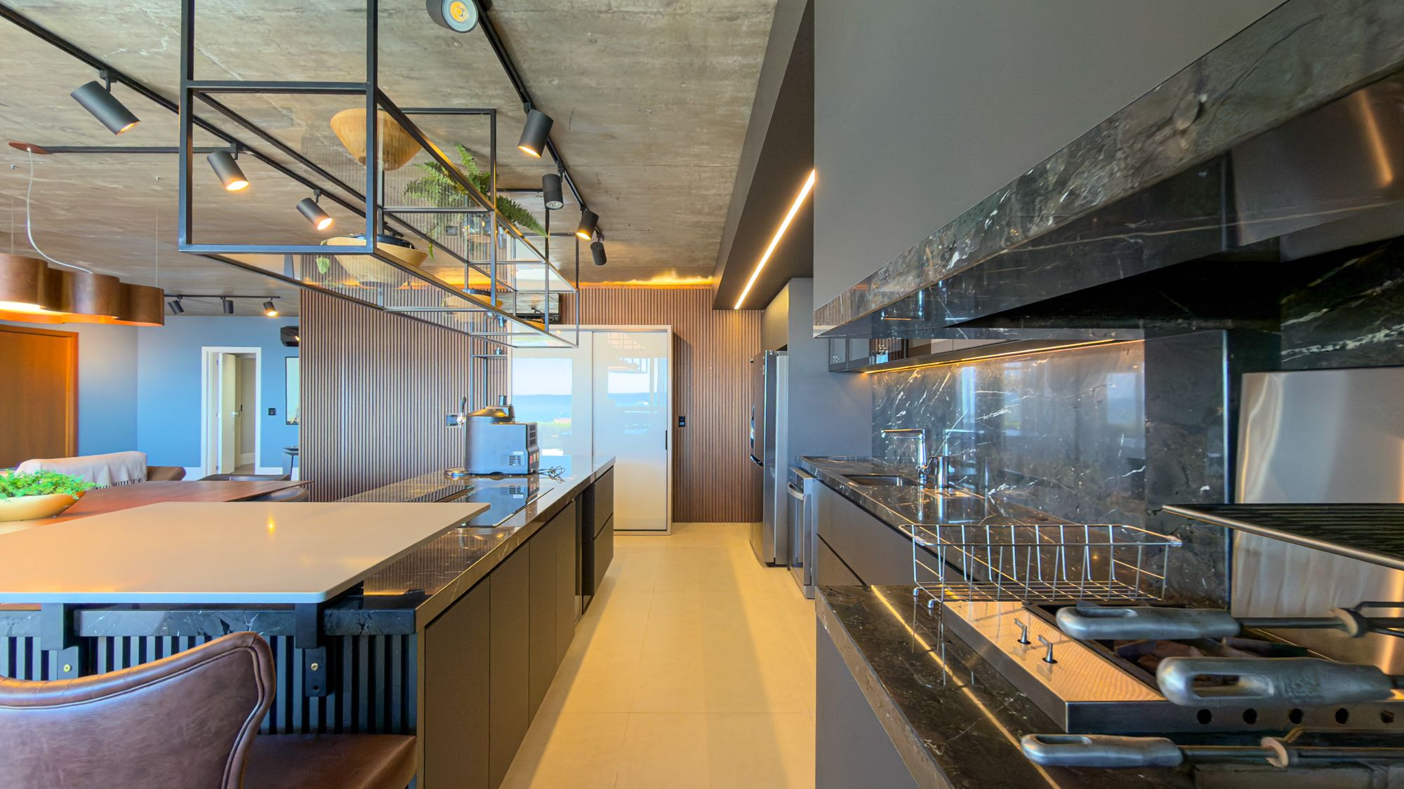 Apartamento 4 quartos sendo 4 suítes para venda no bairro Prainha em Torres