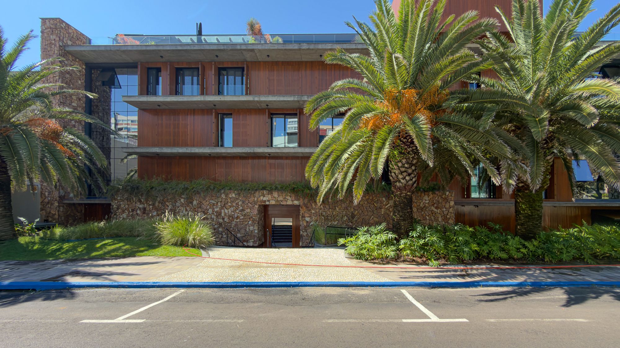 Apartamento 4 quartos sendo 4 suítes para venda no bairro Prainha em Torres