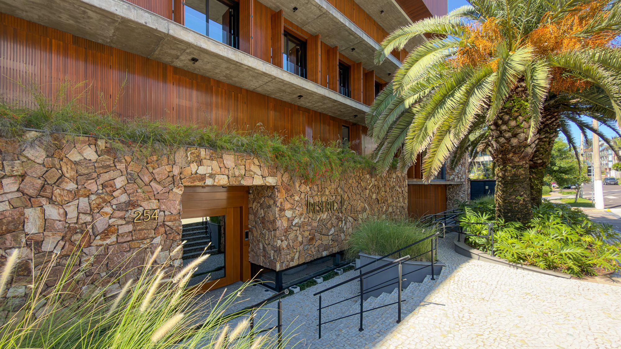 Apartamento 4 quartos sendo 4 suítes para venda no bairro Prainha em Torres