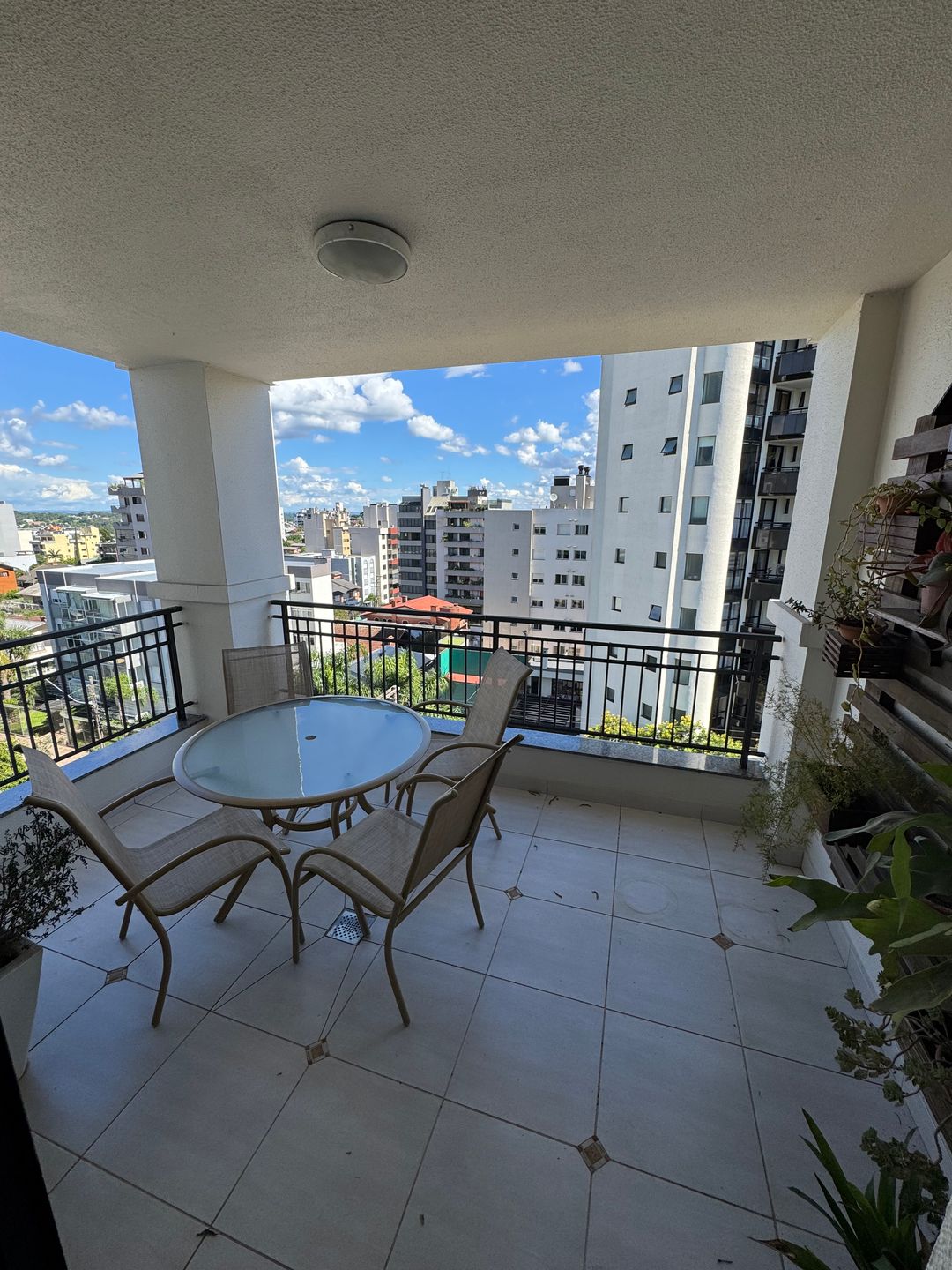 Apartamento para venda no bairro Cristo Redentor em Caxias do Sul