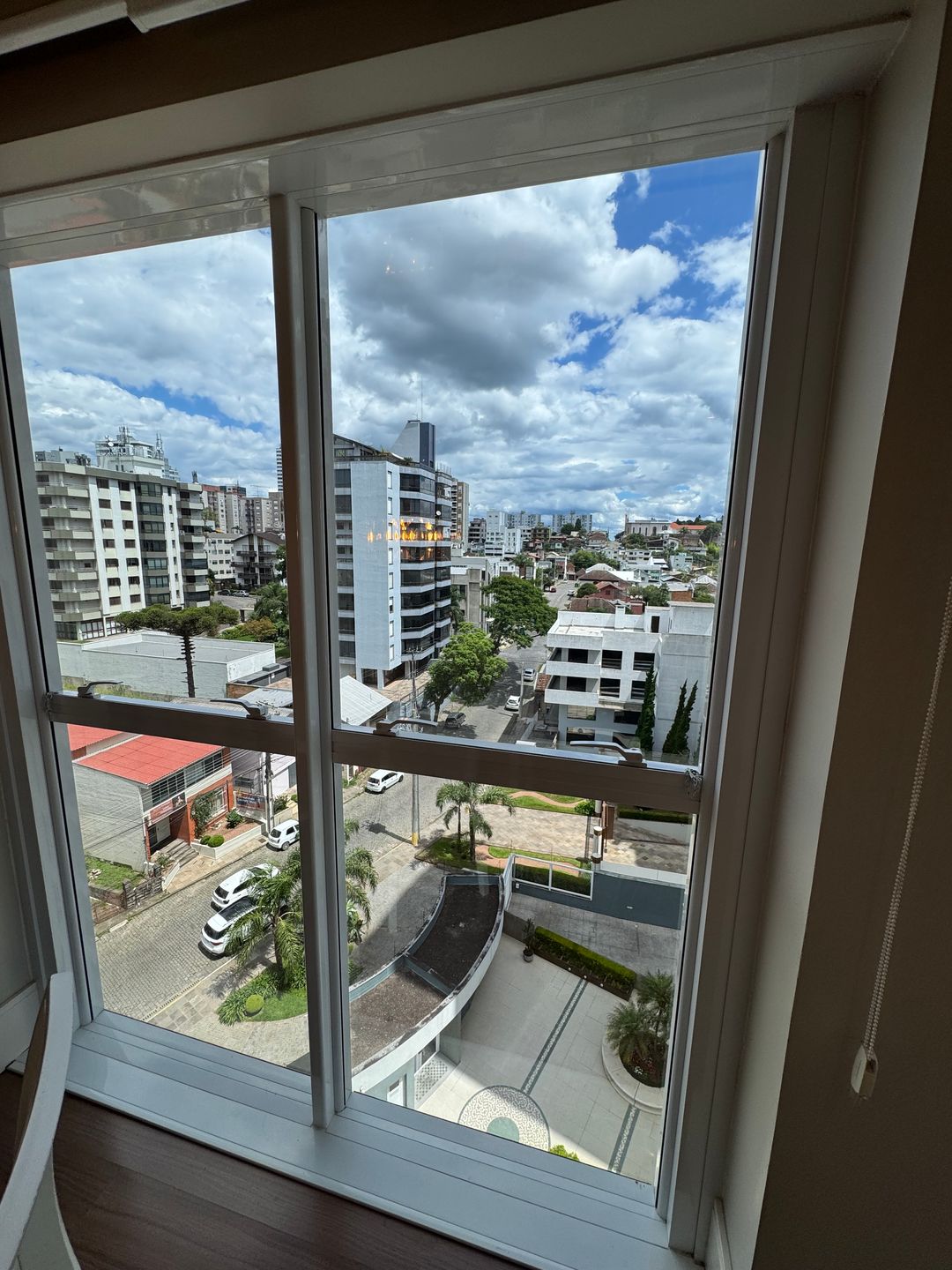 Apartamento 2 quartos sendo 2 suítes para venda no bairro São Leopoldo em Caxias do Sul