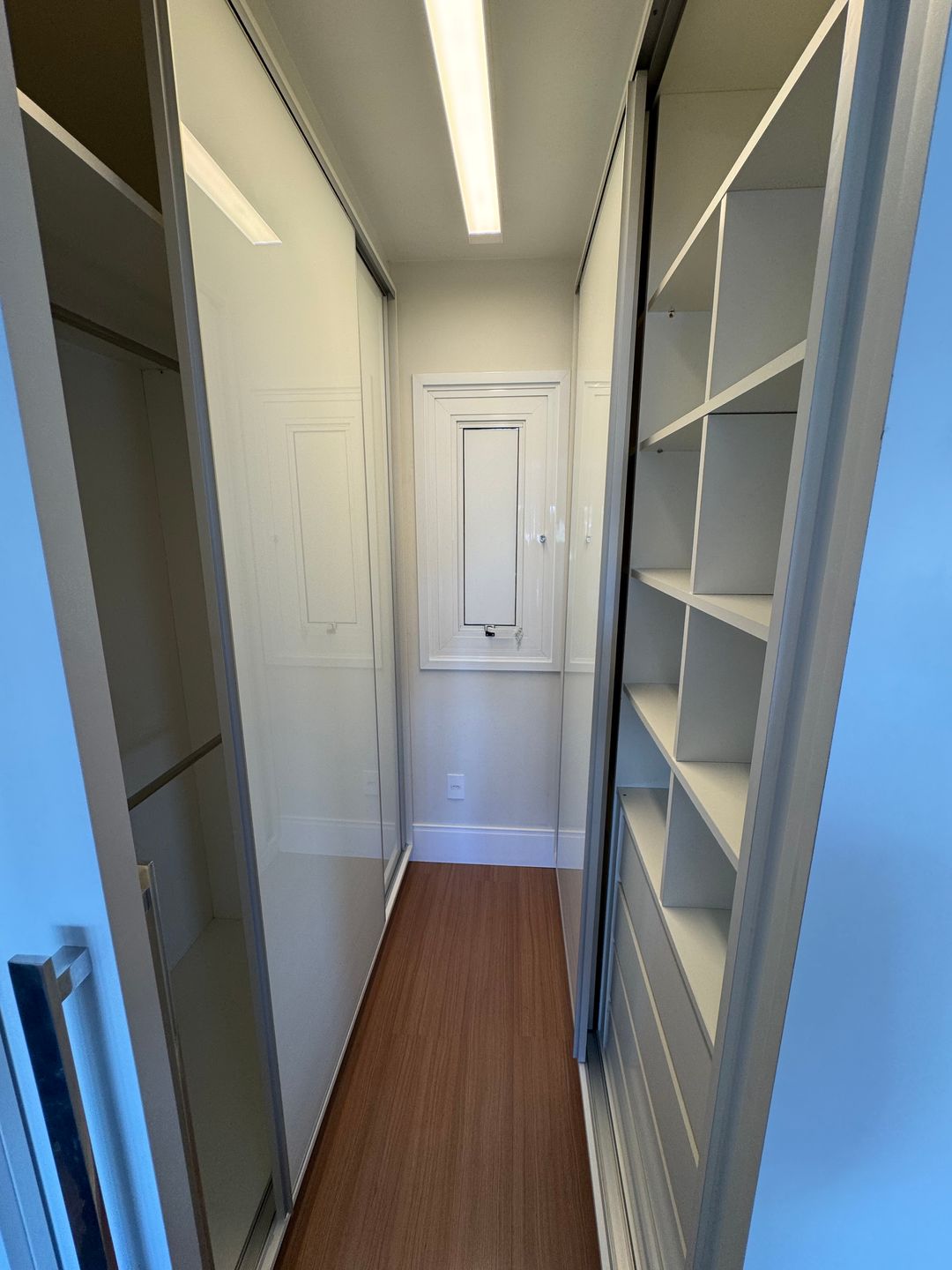 Apartamento 2 quartos sendo 2 suítes para venda no bairro São Leopoldo em Caxias do Sul