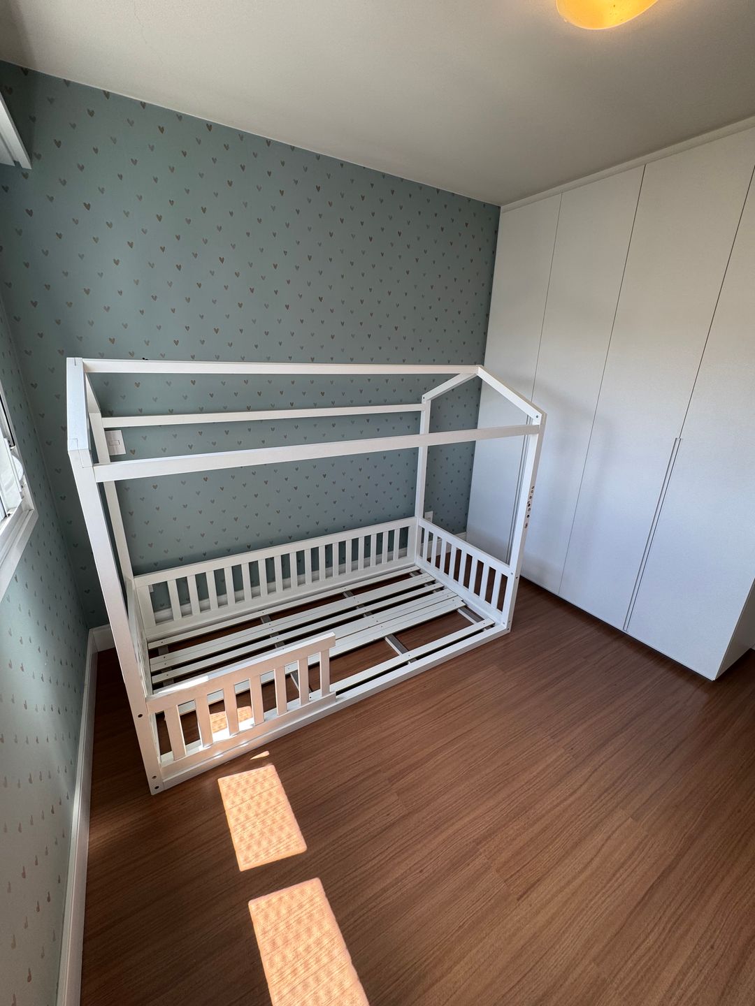 Apartamento 2 quartos sendo 2 suítes para venda no bairro São Leopoldo em Caxias do Sul