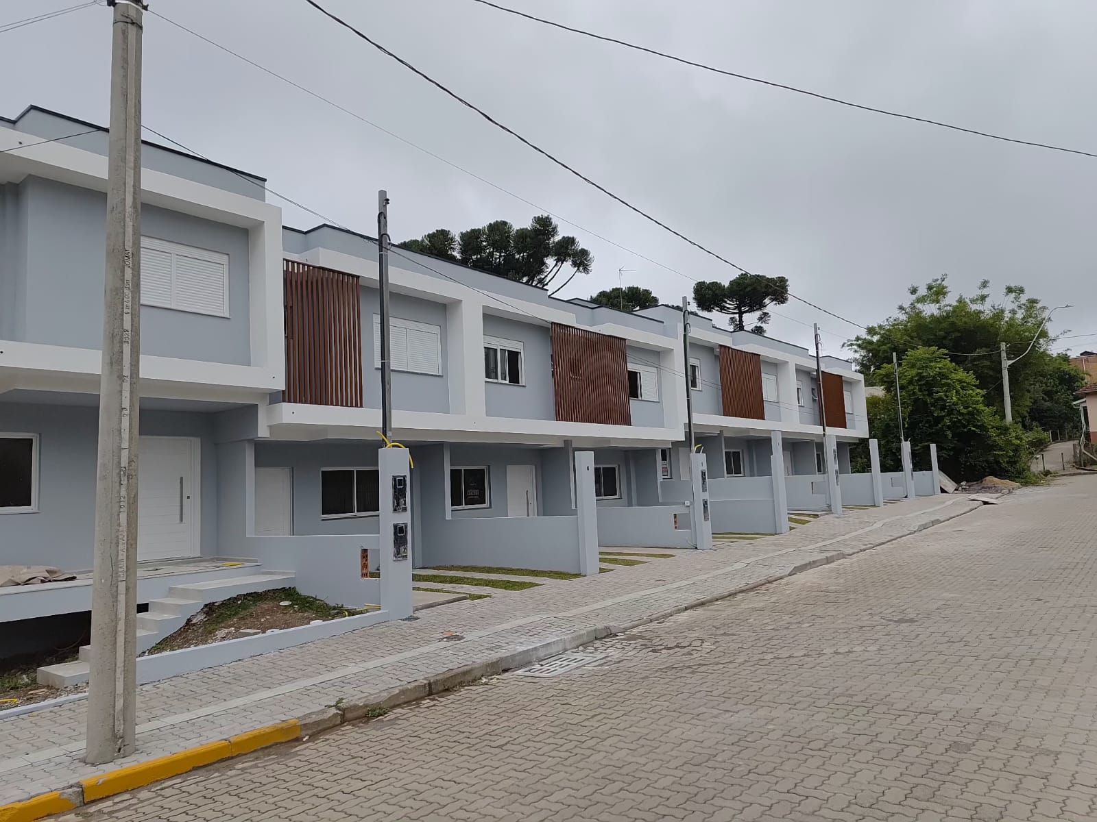 Sobrado Duplex para venda no bairro Ana Rech  em Caxias do Sul