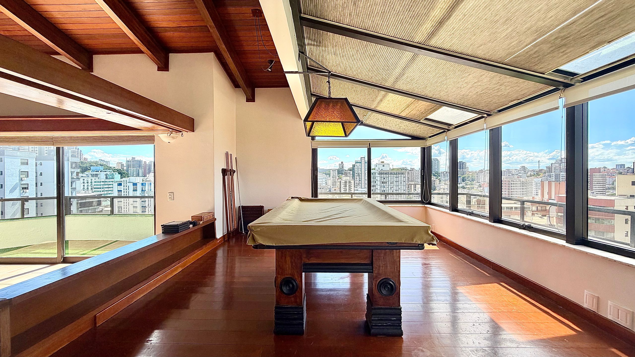 Apartamento 4 quartos sendo 3 suítes para venda no bairro São Francisco  em Bento Gonçalves