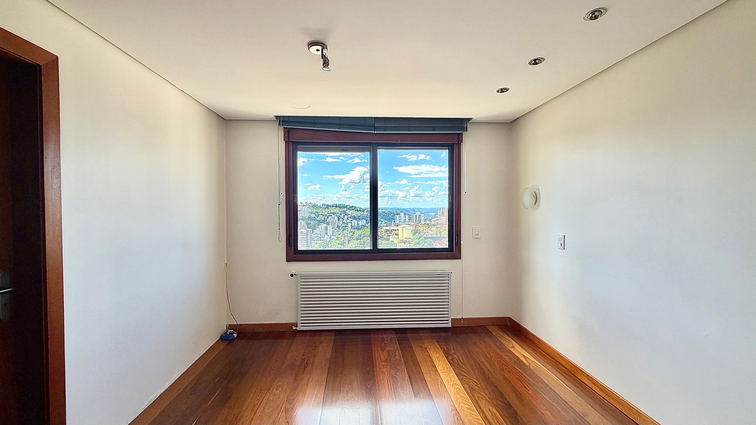 Apartamento 4 quartos sendo 3 suítes para venda no bairro São Francisco  em Bento Gonçalves