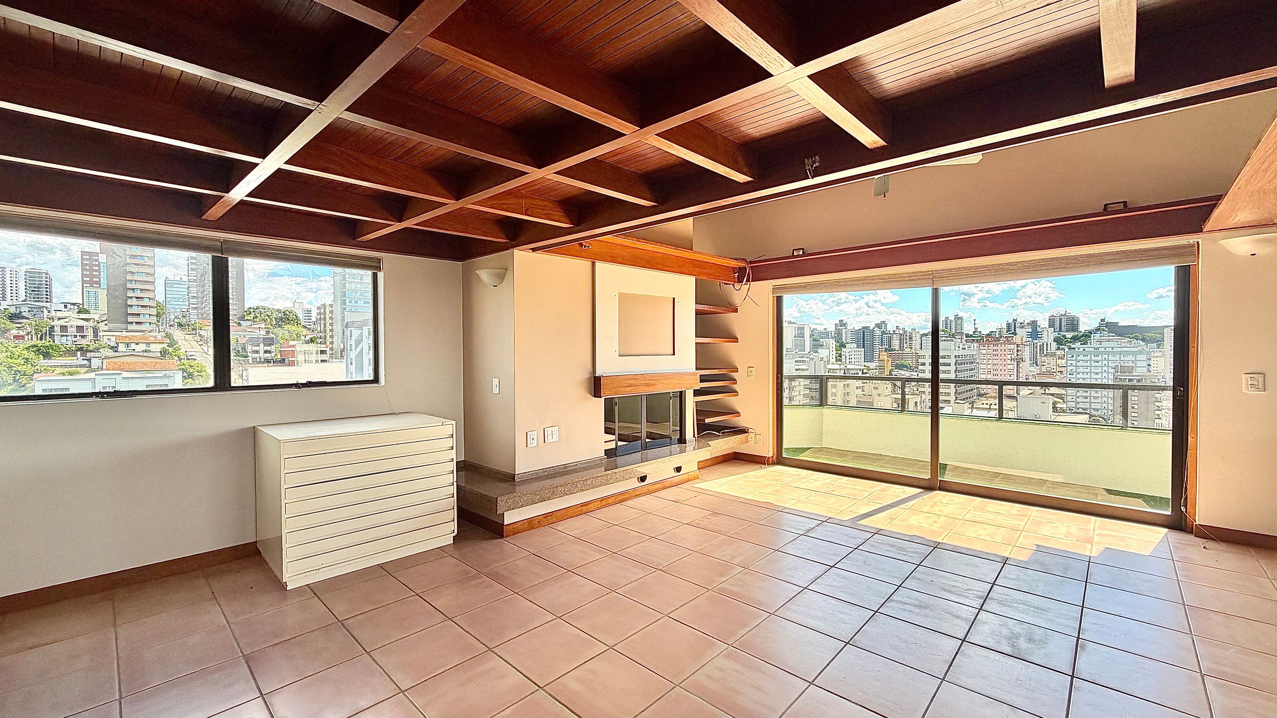 Apartamento 4 quartos sendo 3 suítes para venda no bairro São Francisco  em Bento Gonçalves