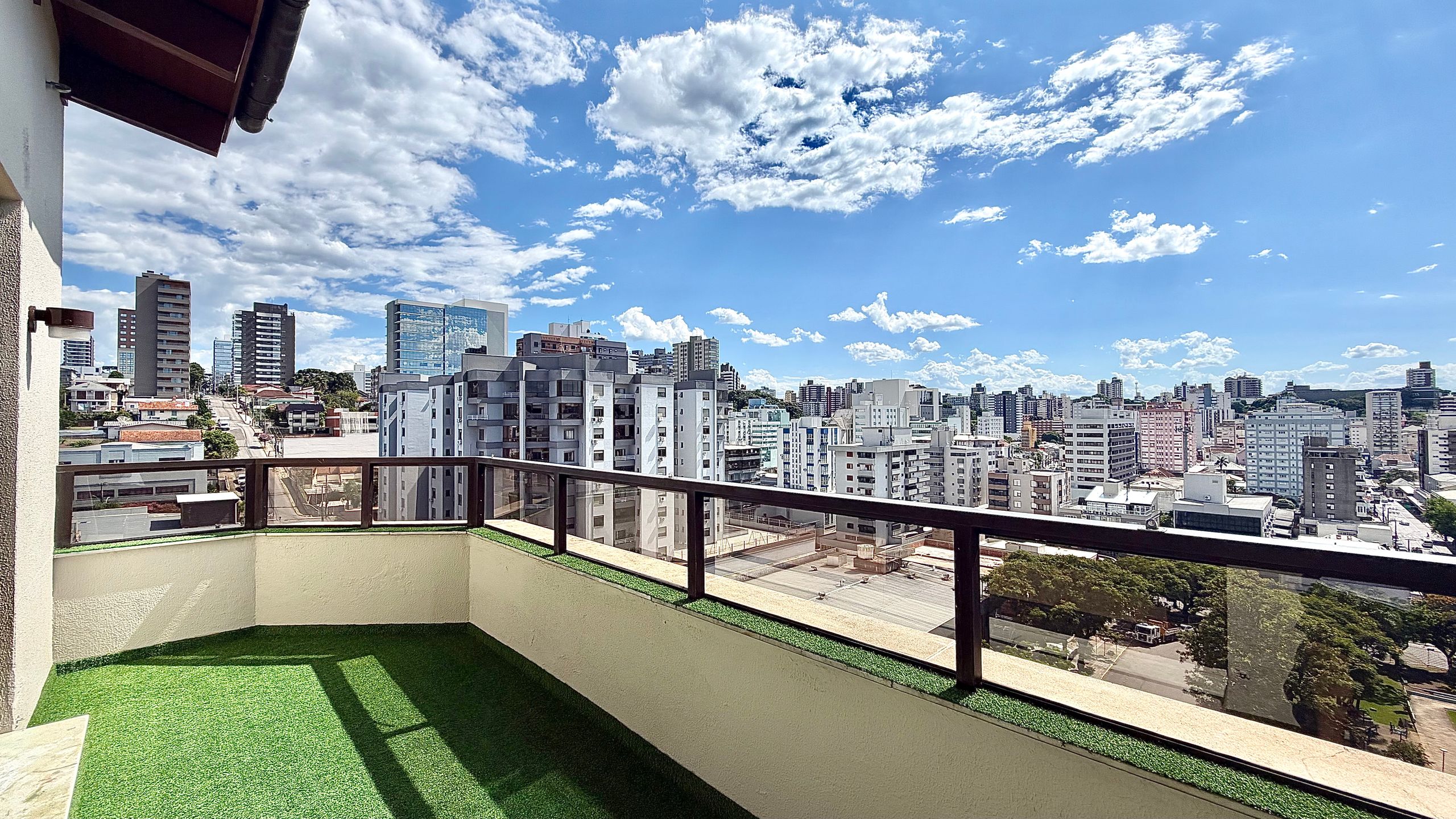 Apartamento 4 quartos sendo 3 suítes para venda no bairro São Francisco  em Bento Gonçalves