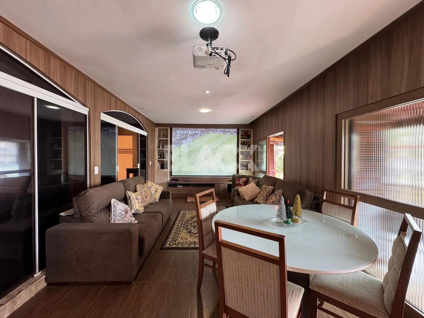 Casa para venda no bairro Praia da Cal em Torres