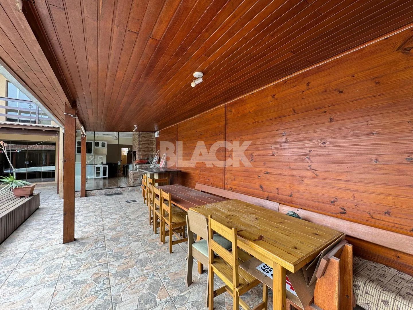 Casa para venda no bairro Praia da Cal em Torres
