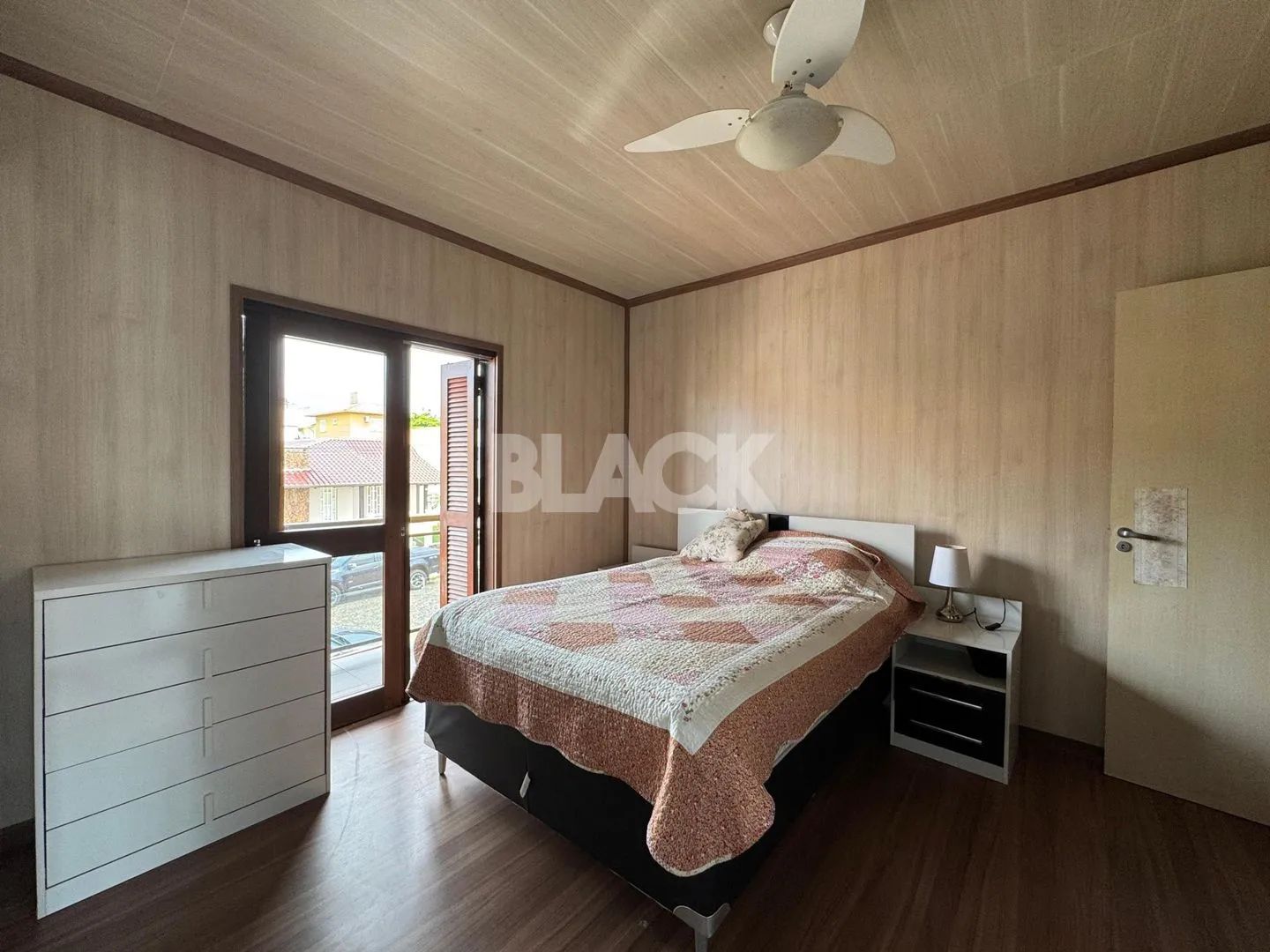 Casa para venda no bairro Praia da Cal em Torres