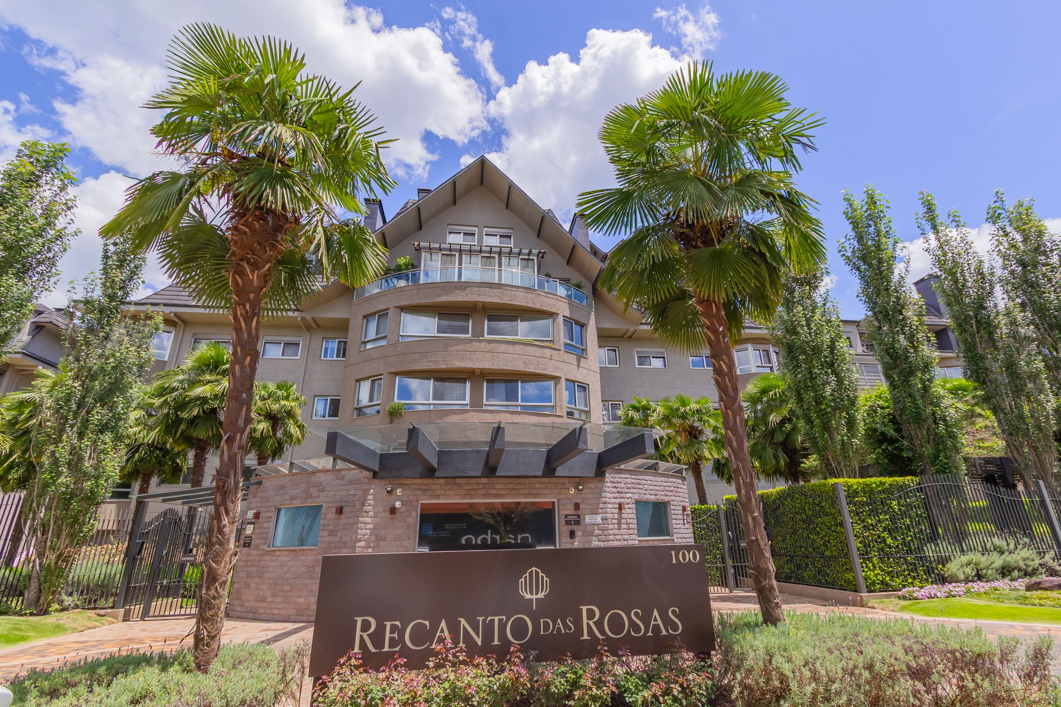 Apartamento 3 quartos sendo 3 suítes para venda no bairro Centro em Gramado