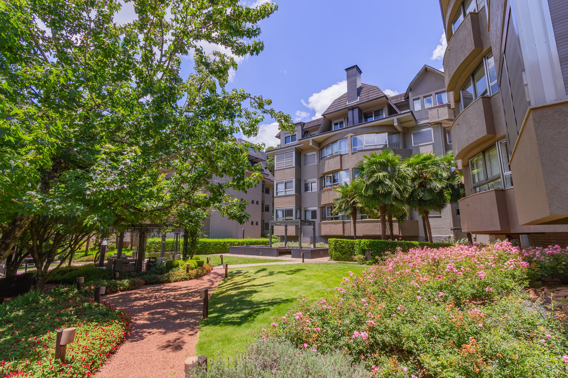 Apartamento 3 quartos sendo 3 suítes para venda no bairro Centro em Gramado