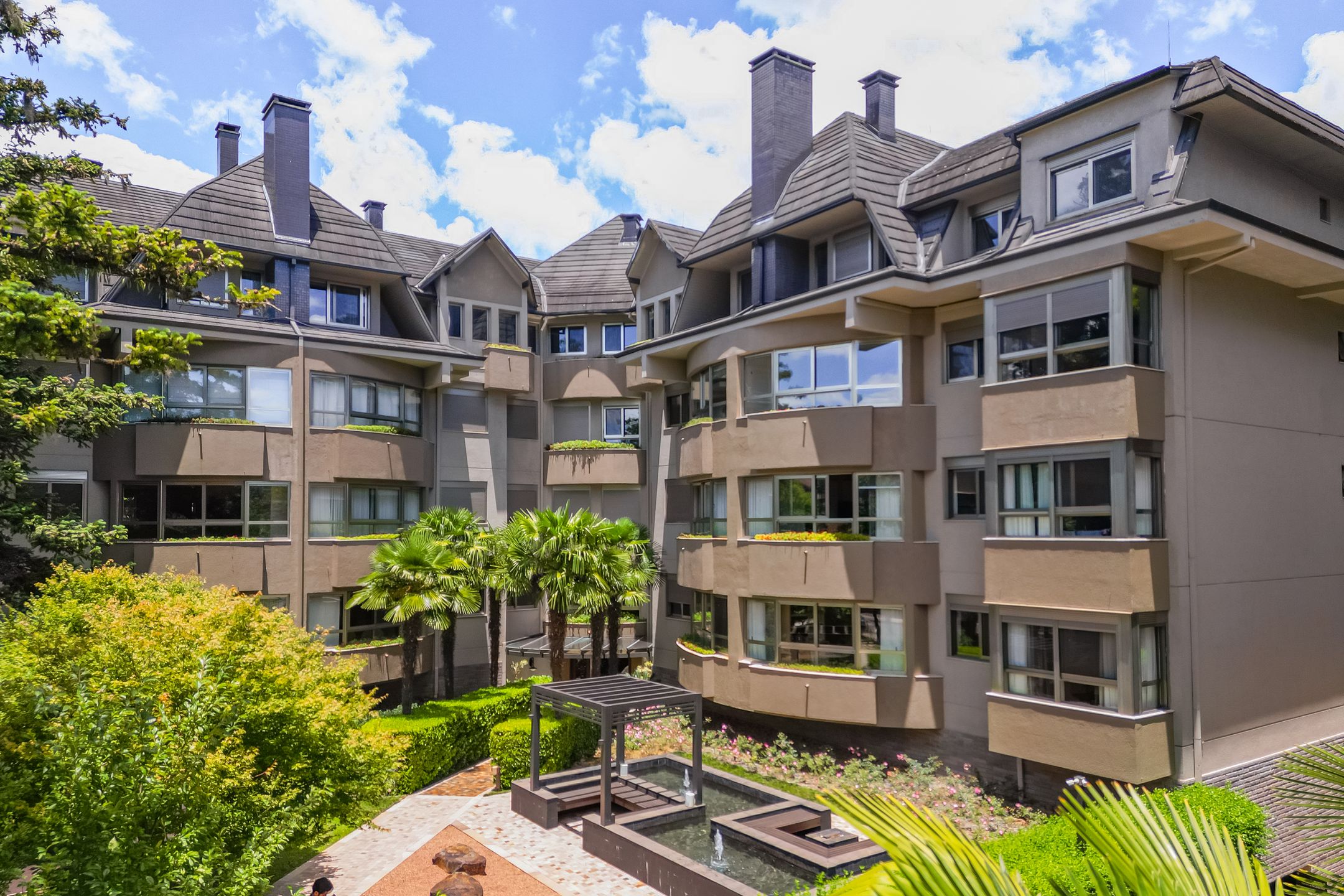 Apartamento 3 quartos sendo 3 suítes para venda no bairro Centro em Gramado