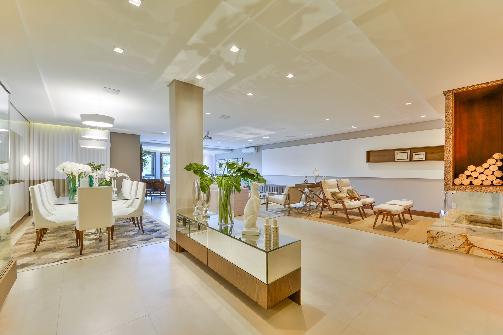 Apartamento 5 quartos sendo 4 suítes para venda no bairro Centro em Gramado