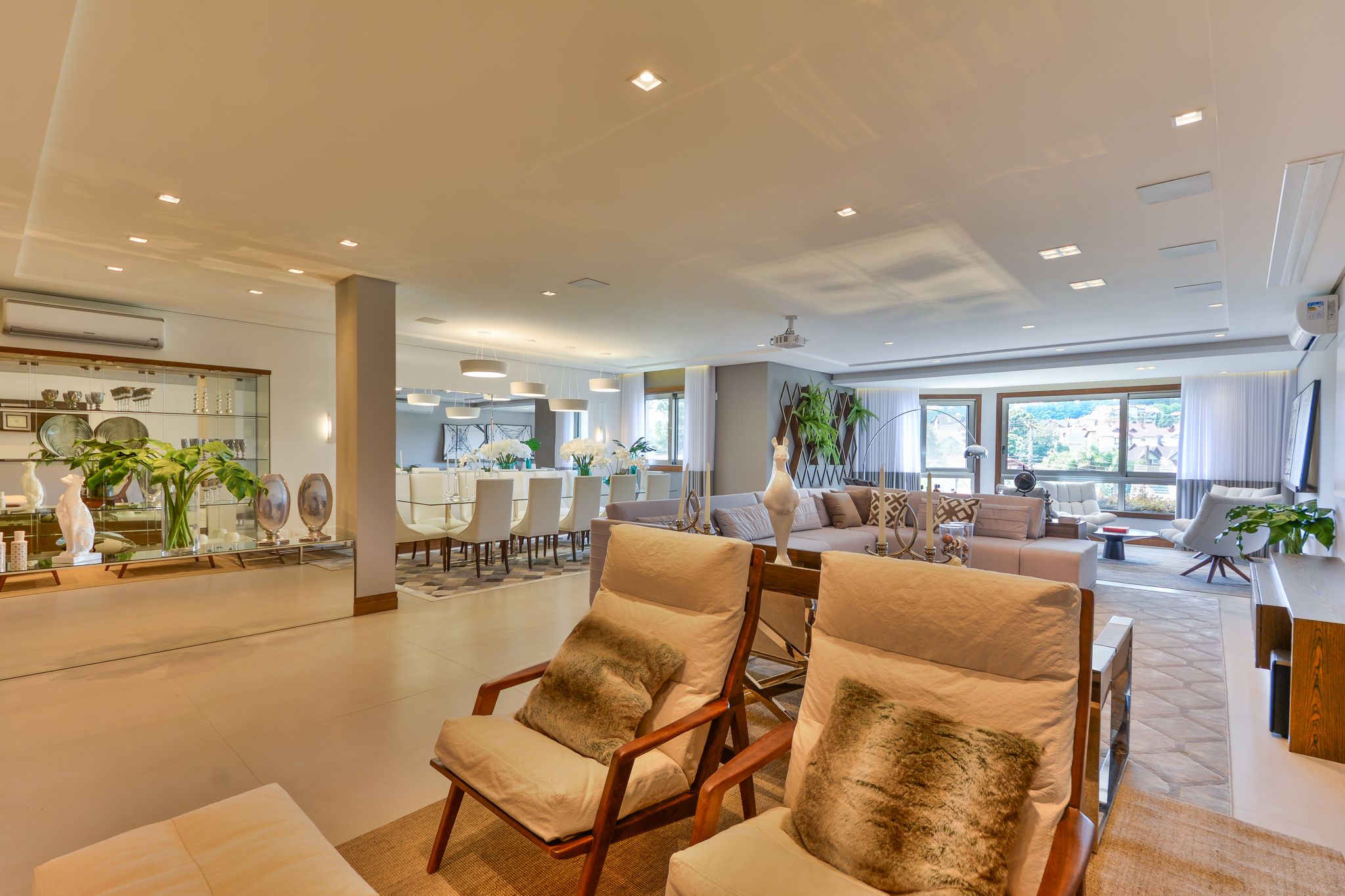 Apartamento 5 quartos sendo 4 suítes para venda no bairro Centro em Gramado