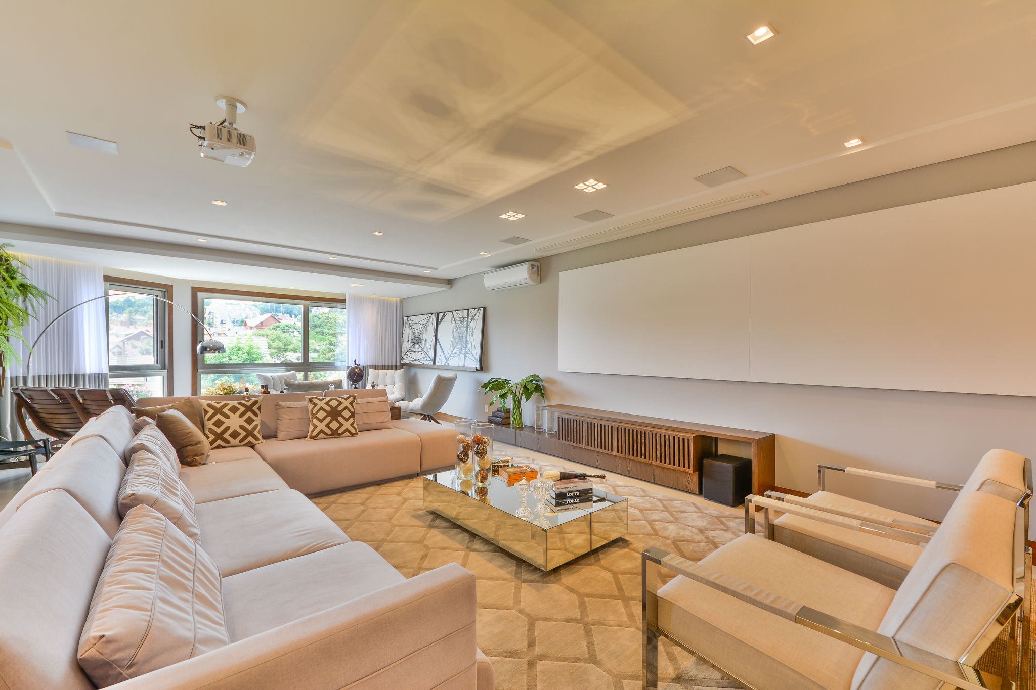 Apartamento 5 quartos sendo 4 suítes para venda no bairro Centro em Gramado